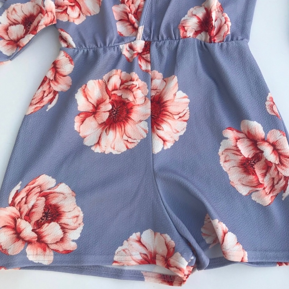 Misguided Floral Long Sleeve Romper - Picture 3 of 3